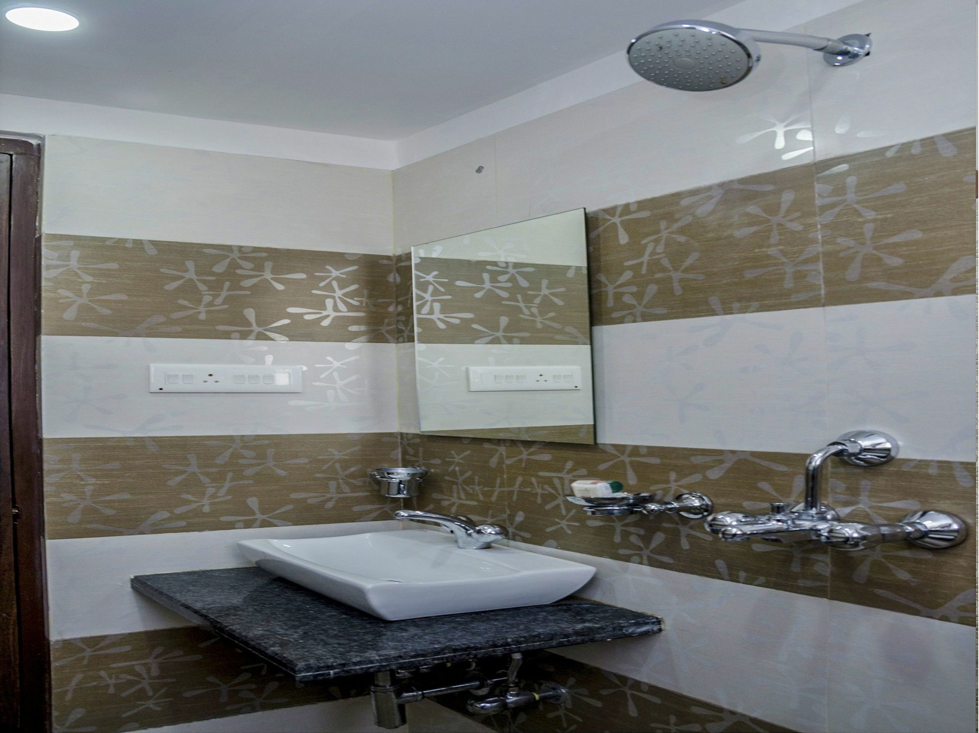 Super Hotel O New Town Near Axis Mall Formerly Spandan Inn 加尔各答 外观 照片